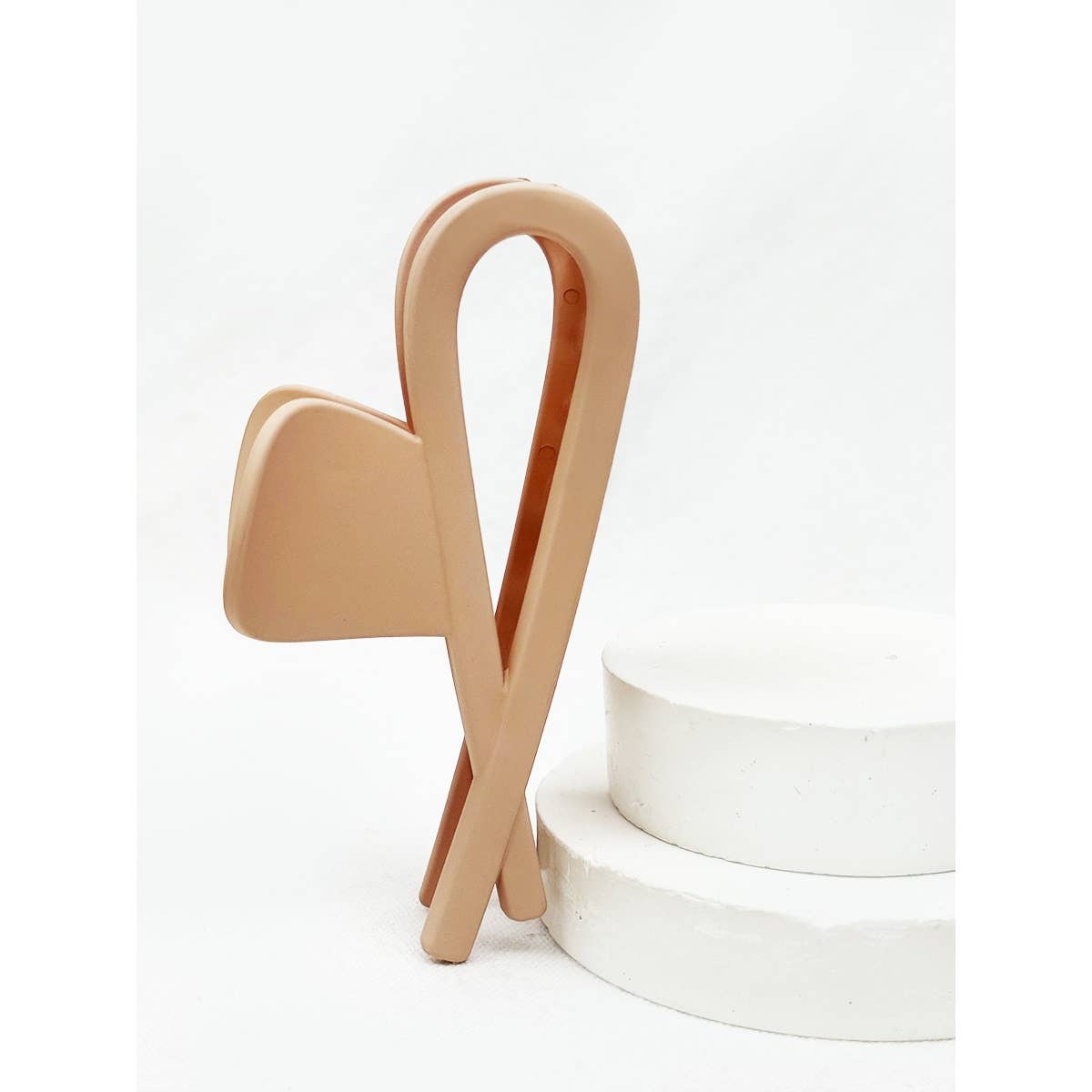 Minimal Design Jumbo Neutral Tone Hair Claw