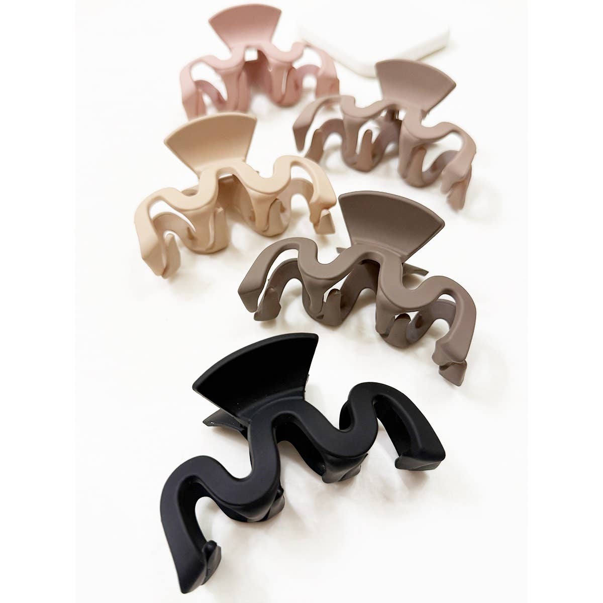 Matte Color Wavy Shaped Hair Claw Clip
