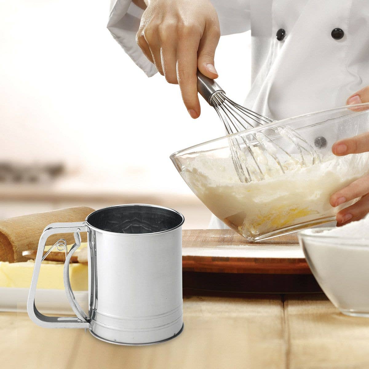 Mrs. Anderson’s Baking Hand Squeeze Flour Sifter