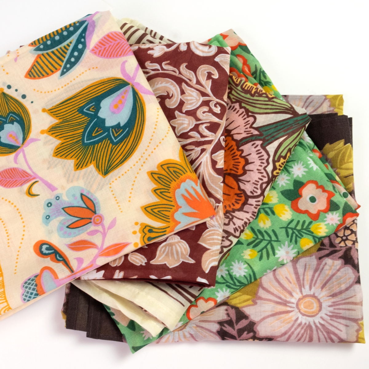 34" Wild Rag Agatha Bandana