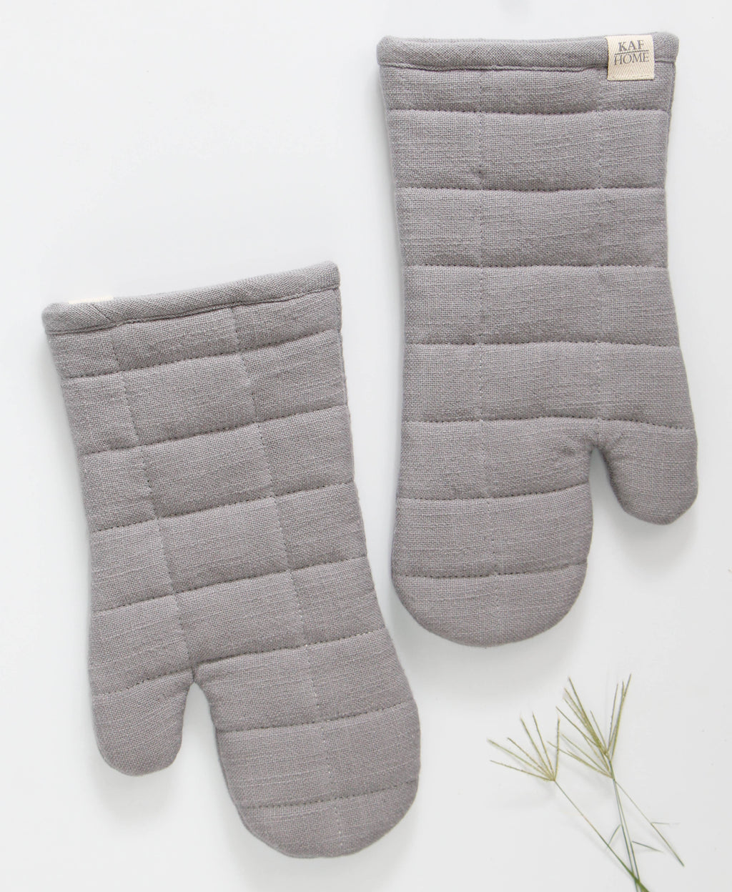 KAF Home Monaco Quilted Oven Mitt